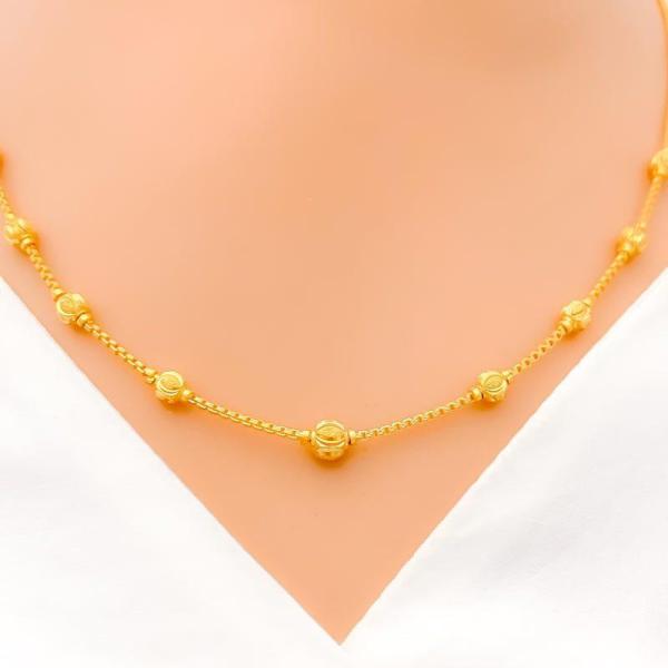 Sleek Gold Orb Chain 17"