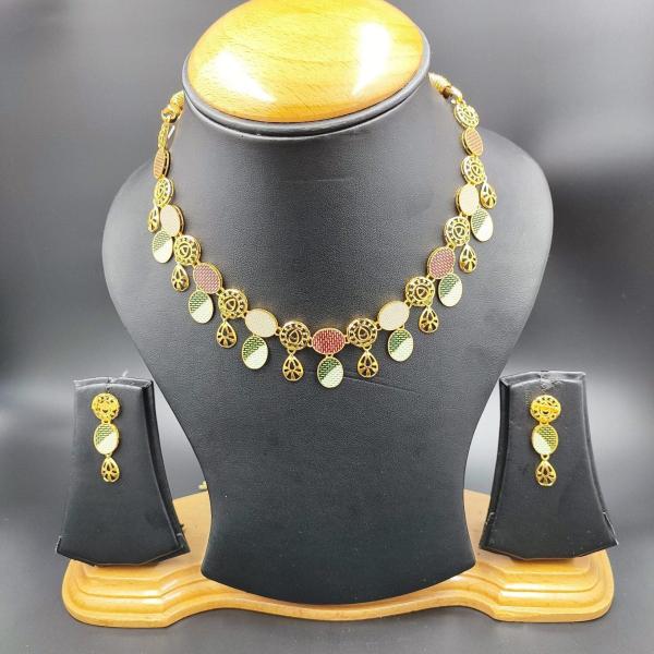 Antique Styled Gold Necklace Set in Unique Design