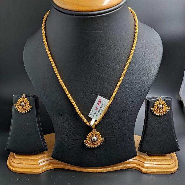 22 Karat Gold Pendant Set With Earrings in Fancy Design