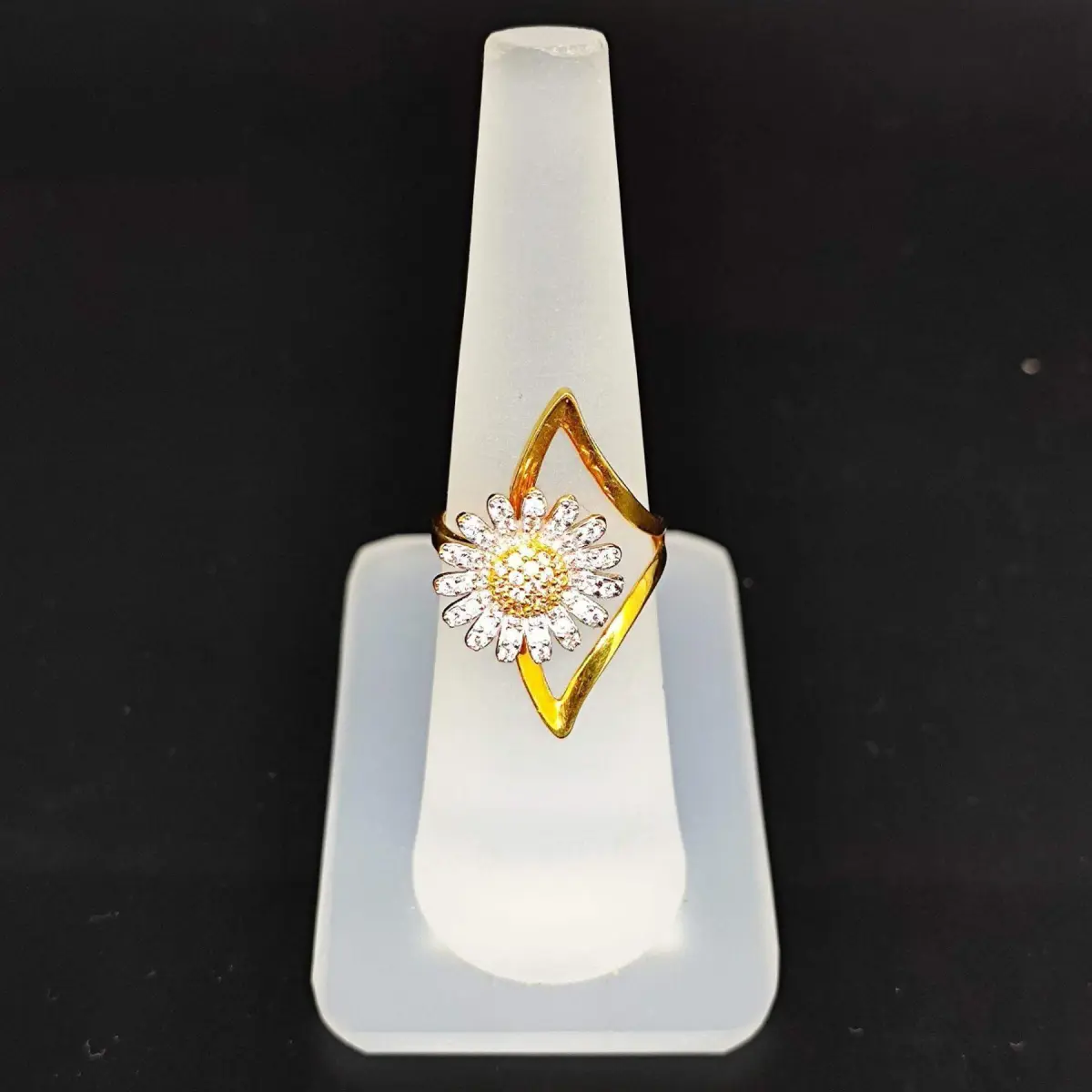 Magnificent 22 Karat Yellow Gold Floral Statement Ring