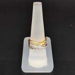 22 Karat Adorable Yellow Gold Ring for Ladies