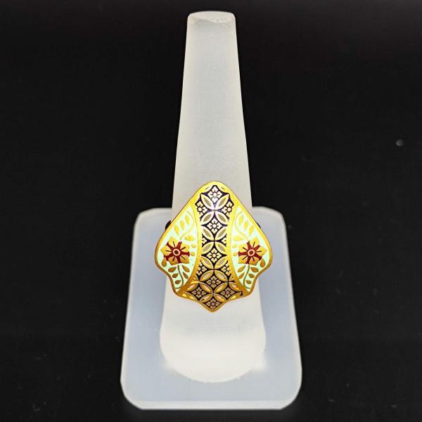 22 Karat Yellow Gold Ladies Ring