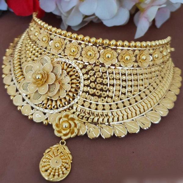 916 Hallmarked Gold Choker Set with Beautiful Flowers Design