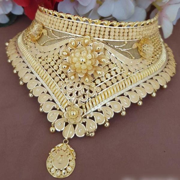 916 Hallmarked Gold Choker Only in Plain Gold with Beautiful Design