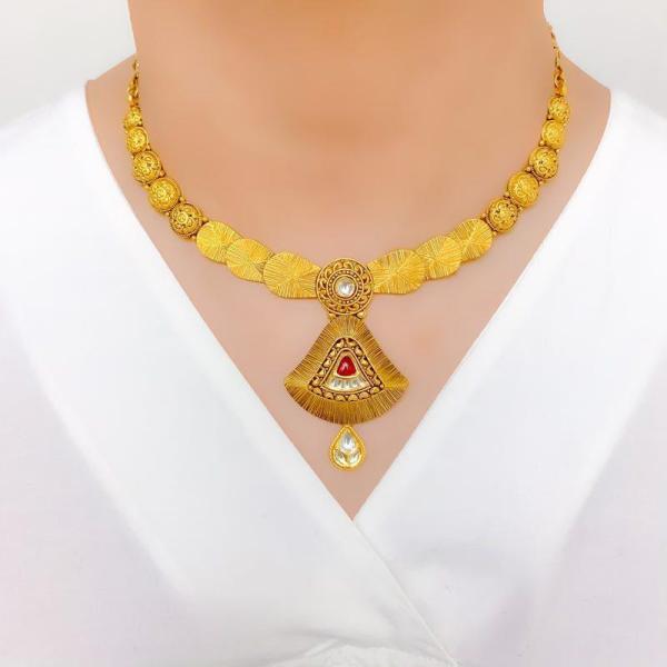 Ethereal Etched Kundan Set