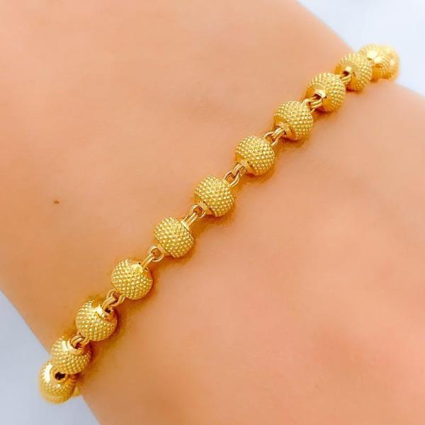 Chic Slender Gold Bracelet