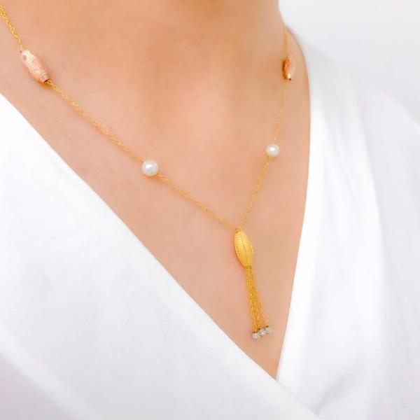 Dotted Oval Barrel Necklace