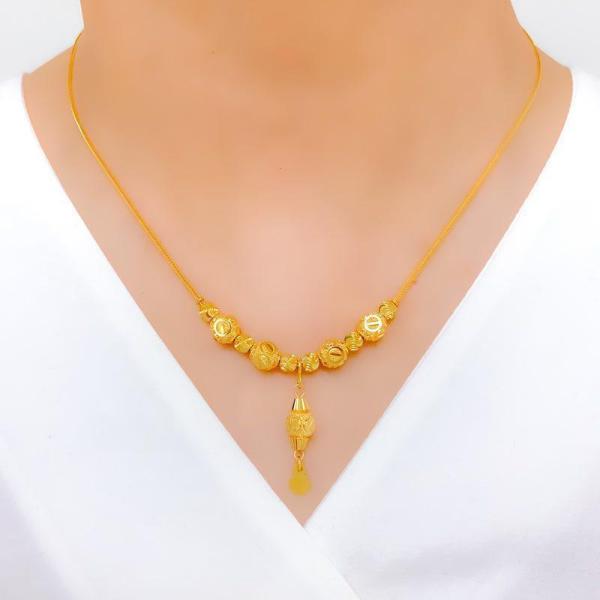 Detailed Bright Hanging Necklace