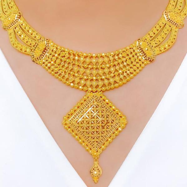 Noble Ornate Beaded Gold Set