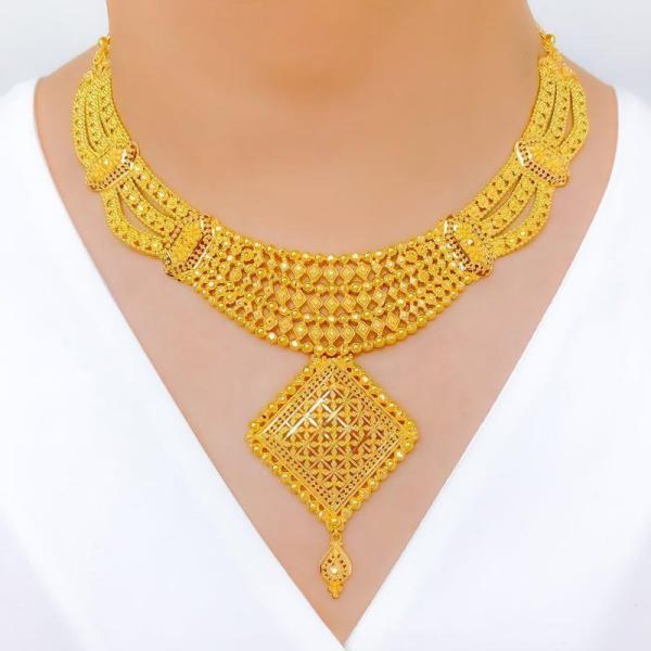 Noble Ornate Beaded Gold Set