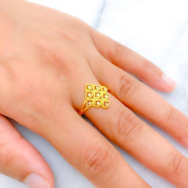 Unique Lightweight Netted Ring