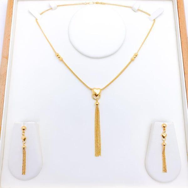 Fabulous Heart & Tassel Necklace Set