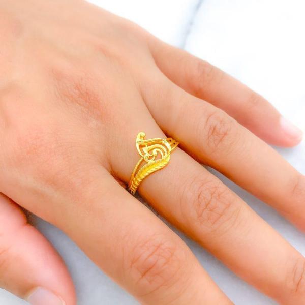 Upscale Leaf Ring