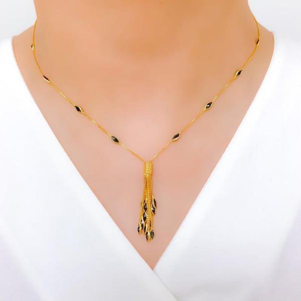 Dressy Black Leaf Necklace