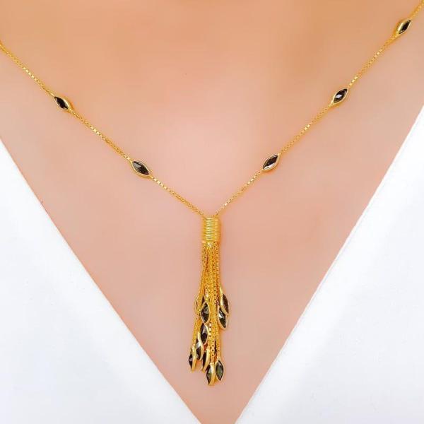 Dressy Black Leaf Necklace