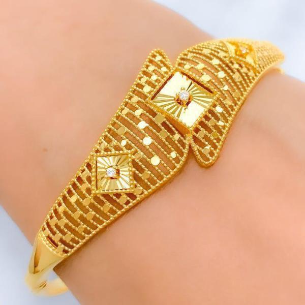 Intricate Striped Jali Bangle Bracelet