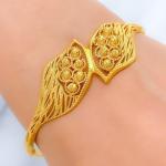 Impressive Evergreen Leaf Bangle Bracelet