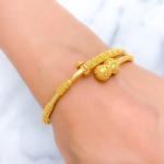 Dressy Detailed Screw Bangle