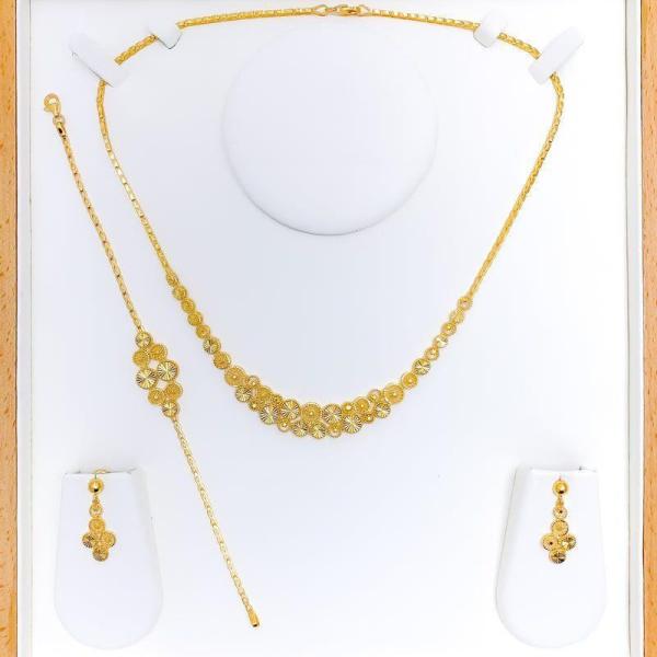 Radiant Graduating Halo Set w/ Bracelet