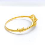 Exclusive Overlapping Leaf Bangle Bracelet