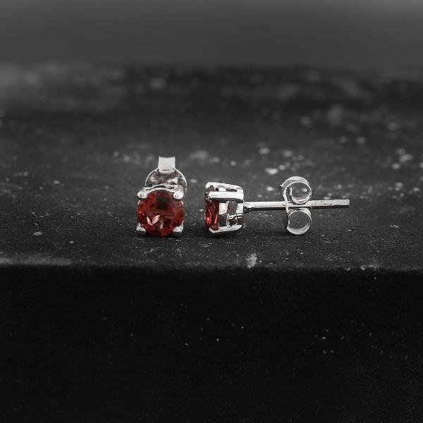 925 Sterling Silver Real Garnet Gemstone Round Shape Stud Earrings