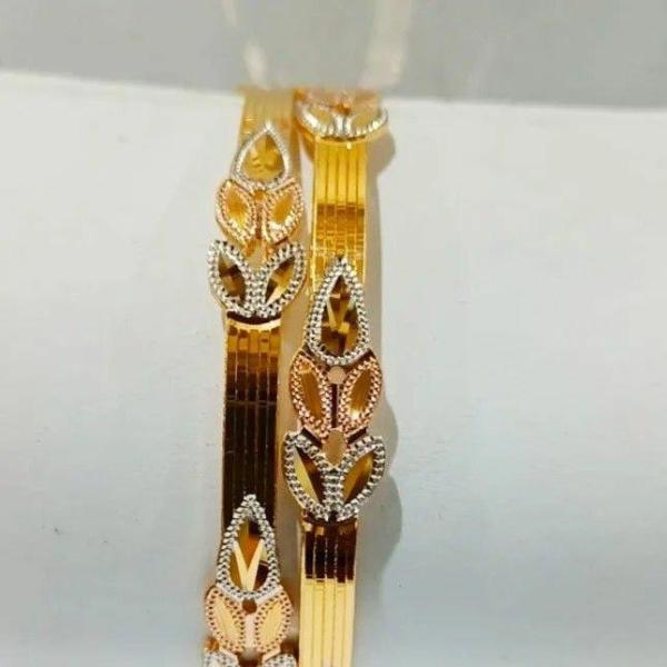 Plain Gold Bangles with Leaf Design