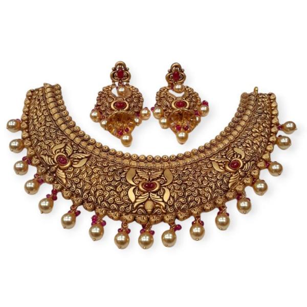 Gold Traditional & Classy Set with Amazing Design 