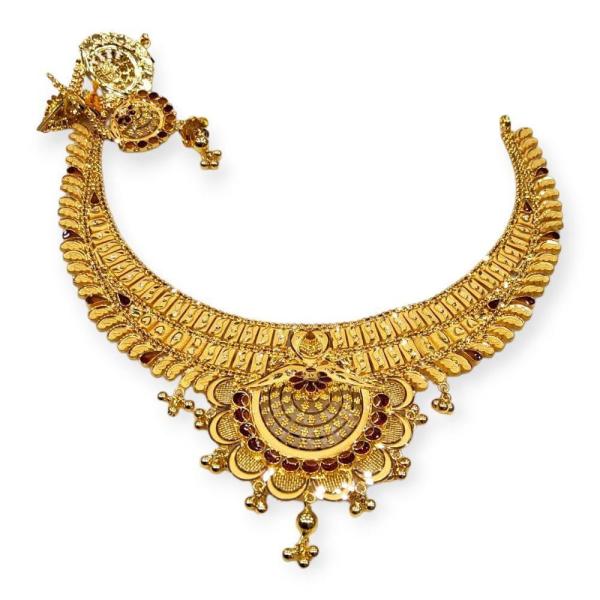 Beautiful Plain Gold Necklace with Elegant Design 