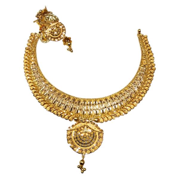 Adoreable Gold Necklace in Plain Design with Amazing work 