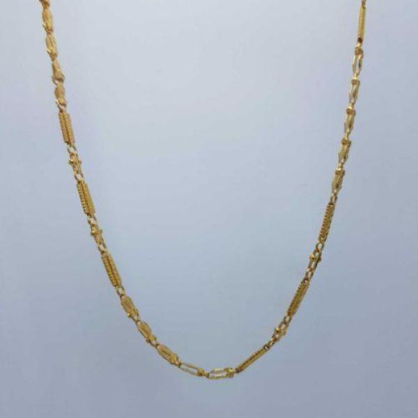 Ladies Gold Chain in Fancy Design