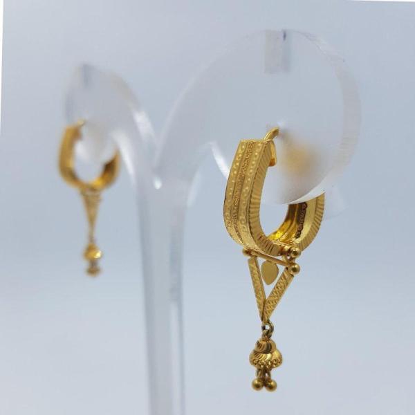 Gold Hanging Bali Pair with Beautiful design