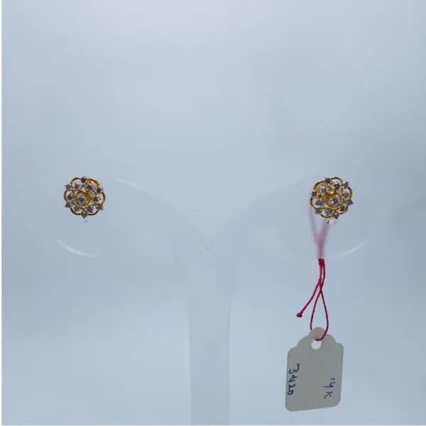 Beautiful  Diamond Tops in Flowers Shape