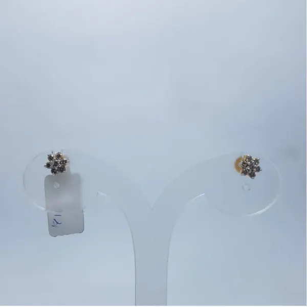Diamond Tops in Medium Flower Style