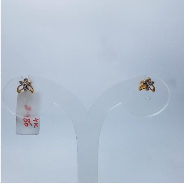 Elegant Diamond Tops with Butterfly Shape 