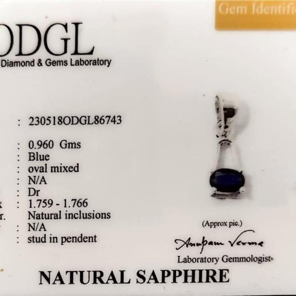 OVAL SAPPHIRE PENDANT