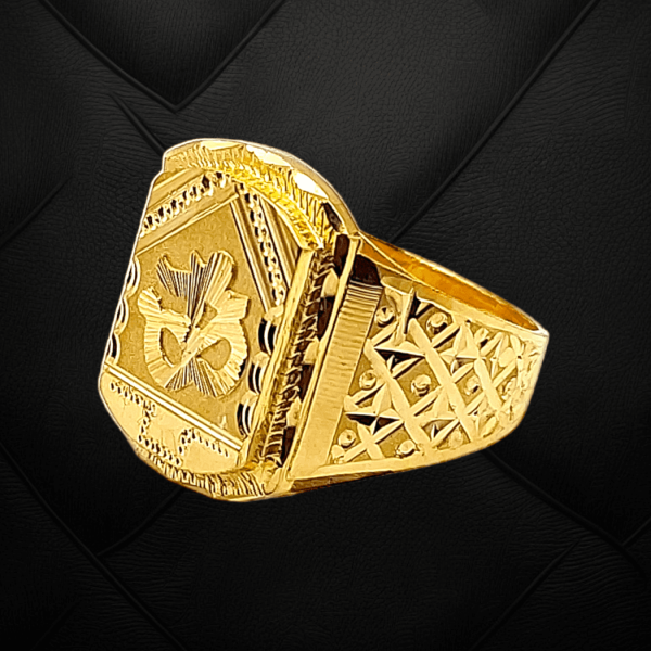 Gold Gents Ring