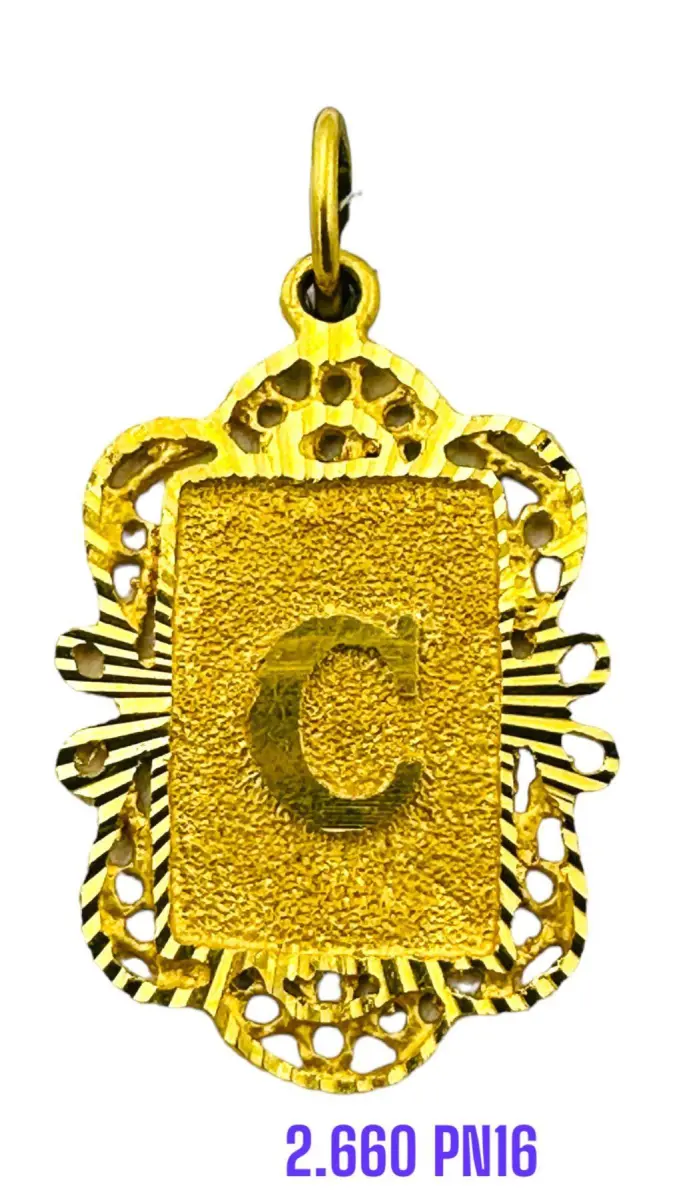 C-LETTER PENDANT