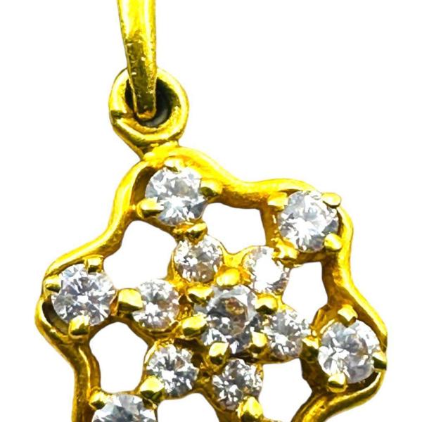 GIRLISH PENDANT