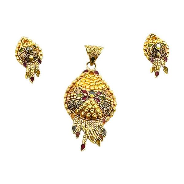 ANTIQUE PENDANT SET