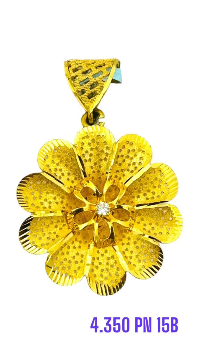 FLOWER PENDANT