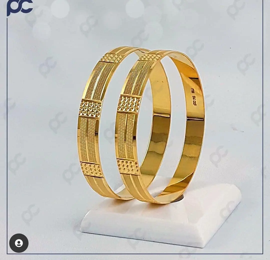 Gold Plain Bangle pair